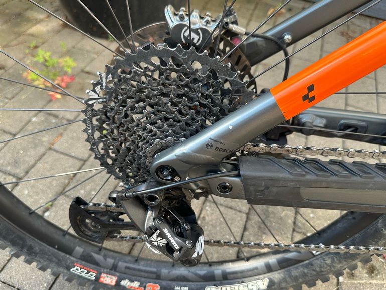 Used CUBE STEREO HYBRID 160 HPC TM 625 27.5 2021 2021 Mountainbike, Light Gray, 27.5 — image 8 of 9