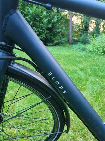 Gebrauchtes Elops Stadsfiets Voor Lange Afstanden 500 2024 Urban, Schwarz — Bild 9 von 9