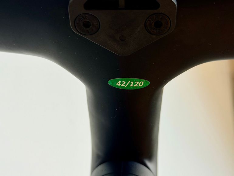 Tweedehands Pinarello DOGMA F SRAM RED ETAP AXS 2026 2026 Road & Gravel — afbeelding 18 van 25