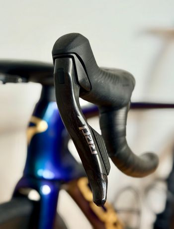 Tweedehands Pinarello DOGMA F SRAM RED ETAP AXS 2026 2026 Road & Gravel — afbeelding 19 van 25