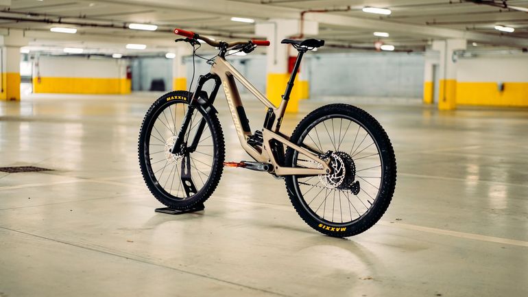 Käytetty Santa Cruz 5010 S / Carbon C 2024 2024 Mountainbike — kuva 12 / 12