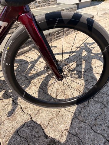 Used Orbea ORCA OMX 2023 2023 Road & Gravel, Red — image 4 of 5
