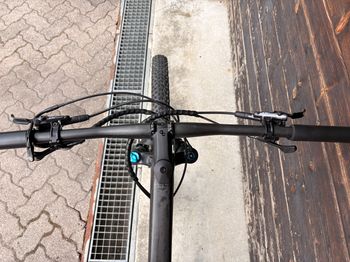 Used Orbea OIZ M PRO TR 2021 2021 Mountainbike, Black, 29 — image 4 of 20