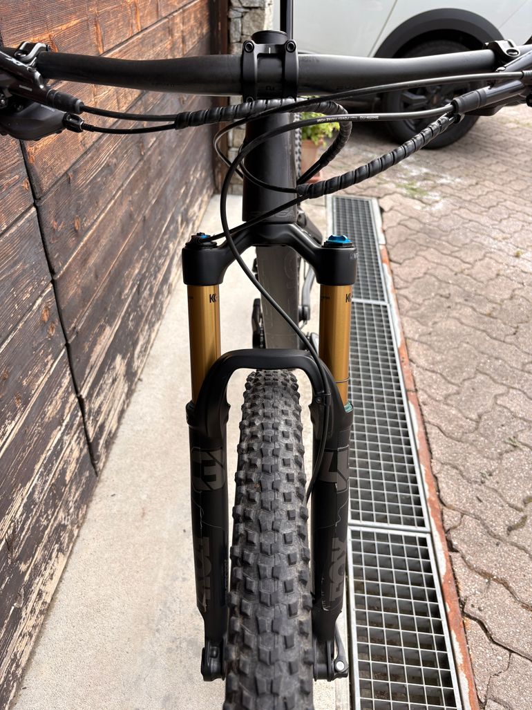 Used Orbea OIZ M PRO TR 2021 2021 Mountainbike, Black, 29 — image 9 of 20