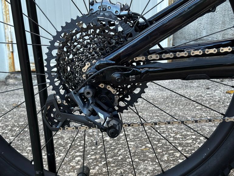 Specialized Turbo Levo Comp Alloy 2025 2025 Mountainbike de segunda mano, Negro — imagen 3 de 7