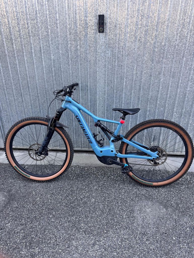 Specialized Turbo Levo 2021 2021 Mountainbike de segunda mano, Azul — imagen 1 de 12