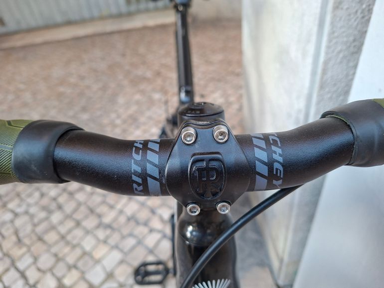 Used Cannondale Topstone Carbon Apex 2024 2024 Road & Gravel, Black — image 6 of 16