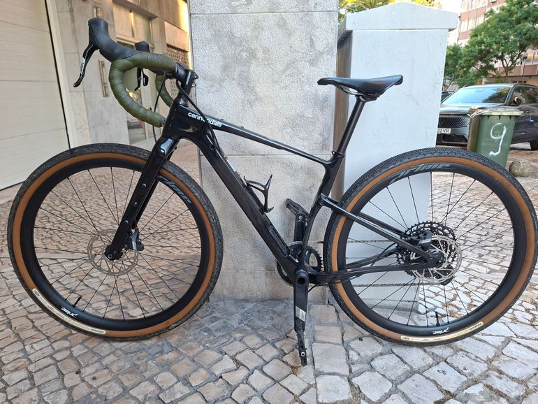 Used Cannondale Topstone Carbon Apex 2024 2024 Road & Gravel, Black — image 9 of 16