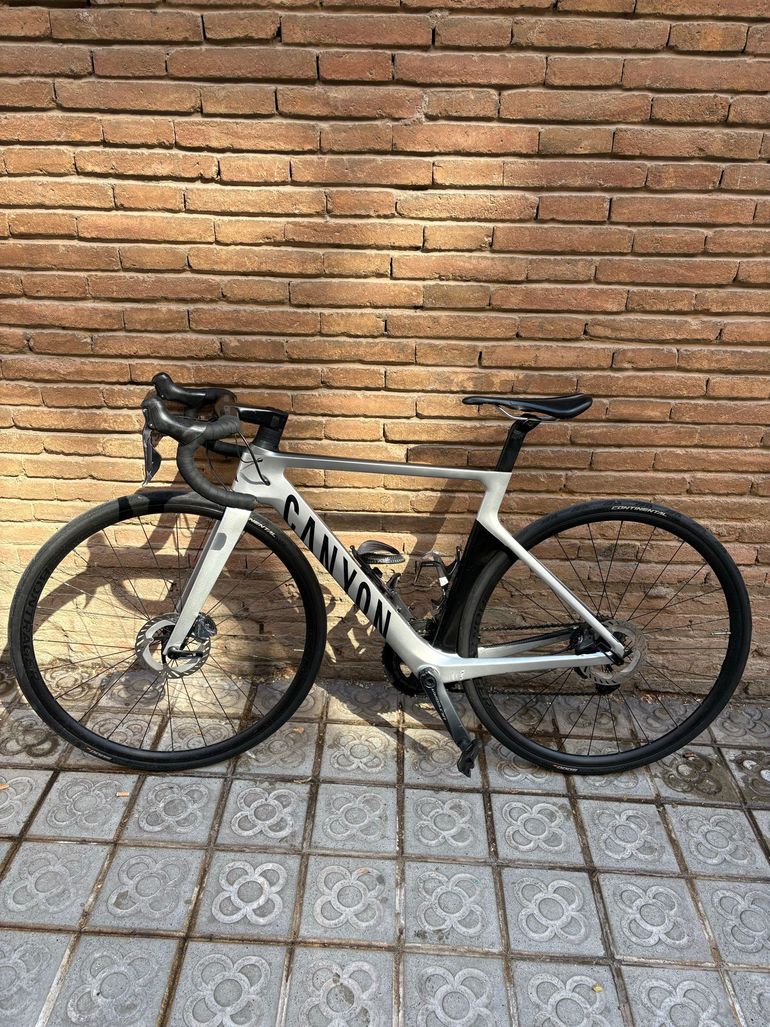 Used Canyon Aeroad CF SL Disc 8.0 Di2 2019 2019 Road & Gravel, Light Gray — image 2 of 6