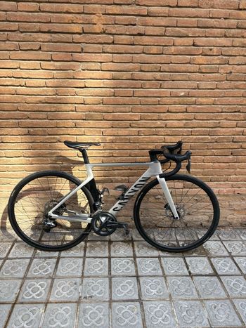 Used Canyon Aeroad CF SL Disc 8.0 Di2 2019 2019 Road & Gravel