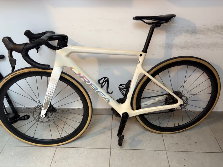 Używany Orbea Orca 2021 Sram Rival Axs Etap Con Potenciometro 2021 Road & Gravel — zdjęcie 2 z 7