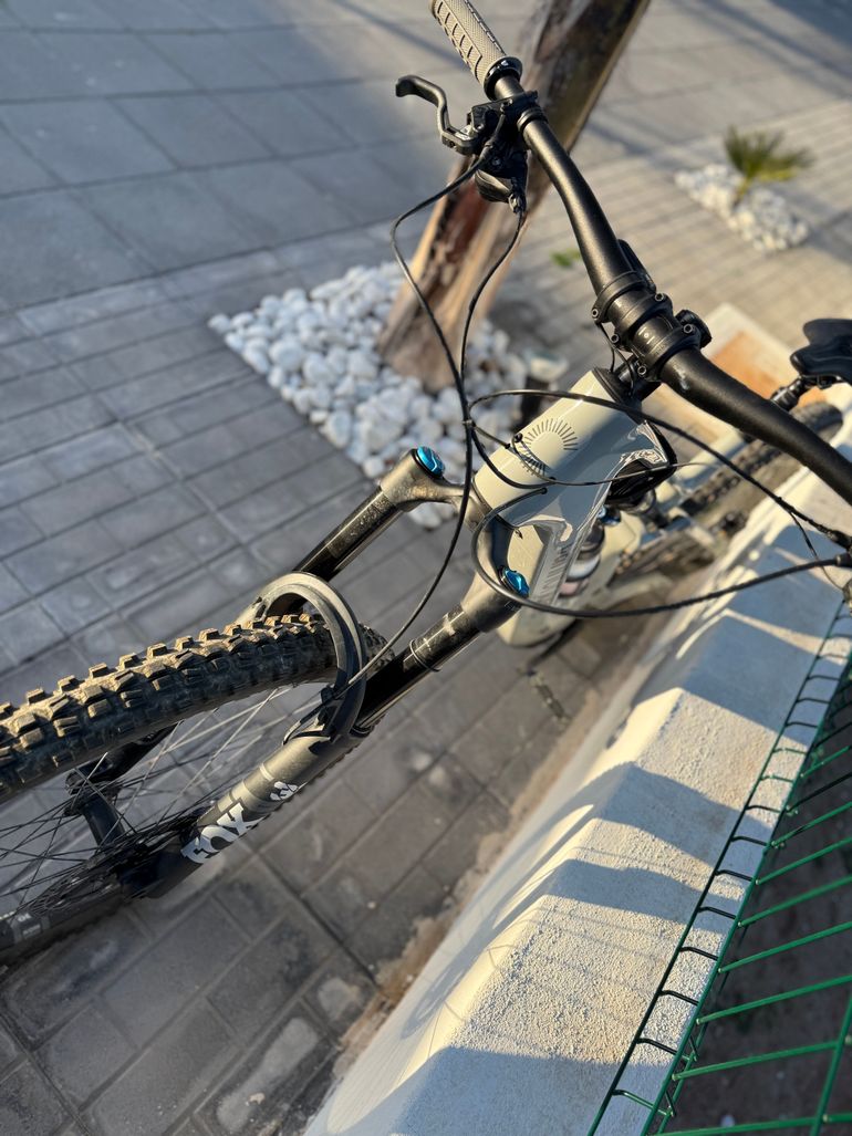 Cannondale Sl2 2025 Mountainbike de segunda mano, Gris claro — imagen 5 de 9