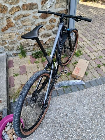 Used Canyon Neuron CF 9.0 2020 2020 Mountainbike, Light Gray, 27.5, 29 — image 4 of 8