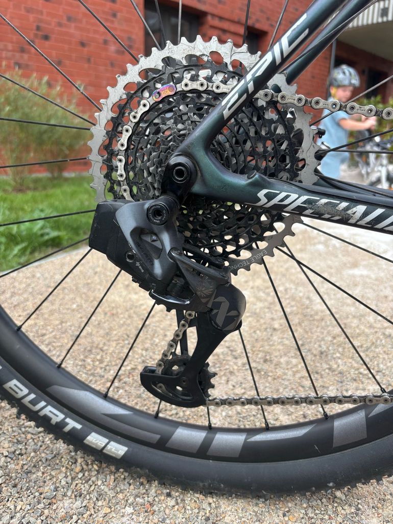 Used Specialized Epic SRAM XX1 Eagle 2022 Mountainbike, Green, 29 — image 12 of 14