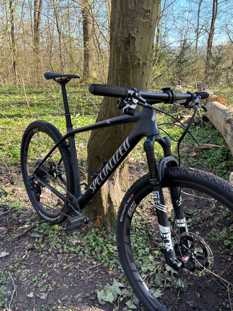 Gebrauchtes Specialized Epic Hardtail Expert 2022 2022 Mountainbike, Hellgrau — Bild 3 von 9