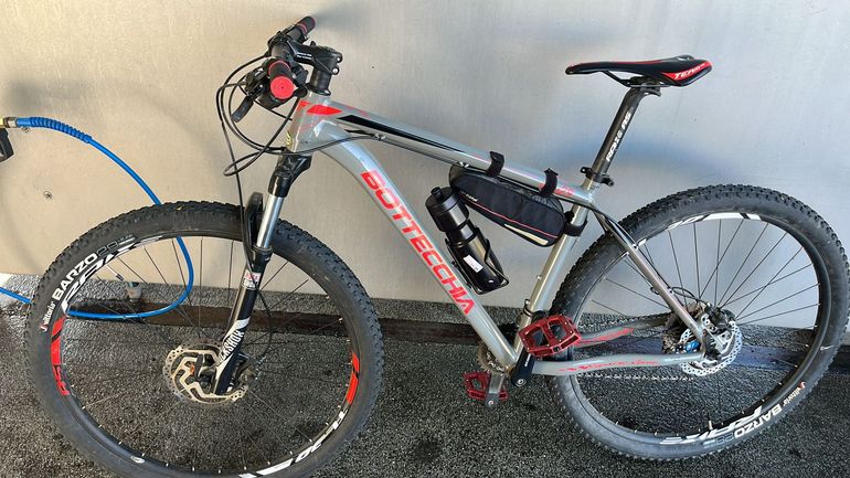 Bottecchia Custom Shimano GRX 2020 Mountainbike usato, Grigio chiaro — immagine 3 di 3