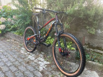 GT X EXPERT 2015 2015 Mountainbike d'occasion — image 2 sur 14