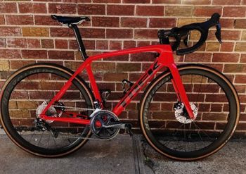 Used Trek Émonda SL 7 2021 2021 Road & Gravel, Red — image 3 of 19