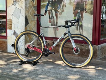 Gebrauchtes Factor ALUTO Shimano GRX 2026 Road & Gravel