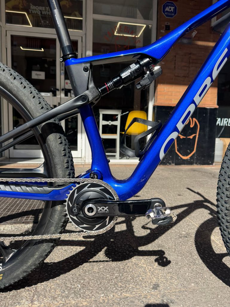 ORBEA OIZ M LTD FLIGHT ATTENDANT 2026 2026 Mountainbike de segunda mano, Azul — imagen 4 de 23