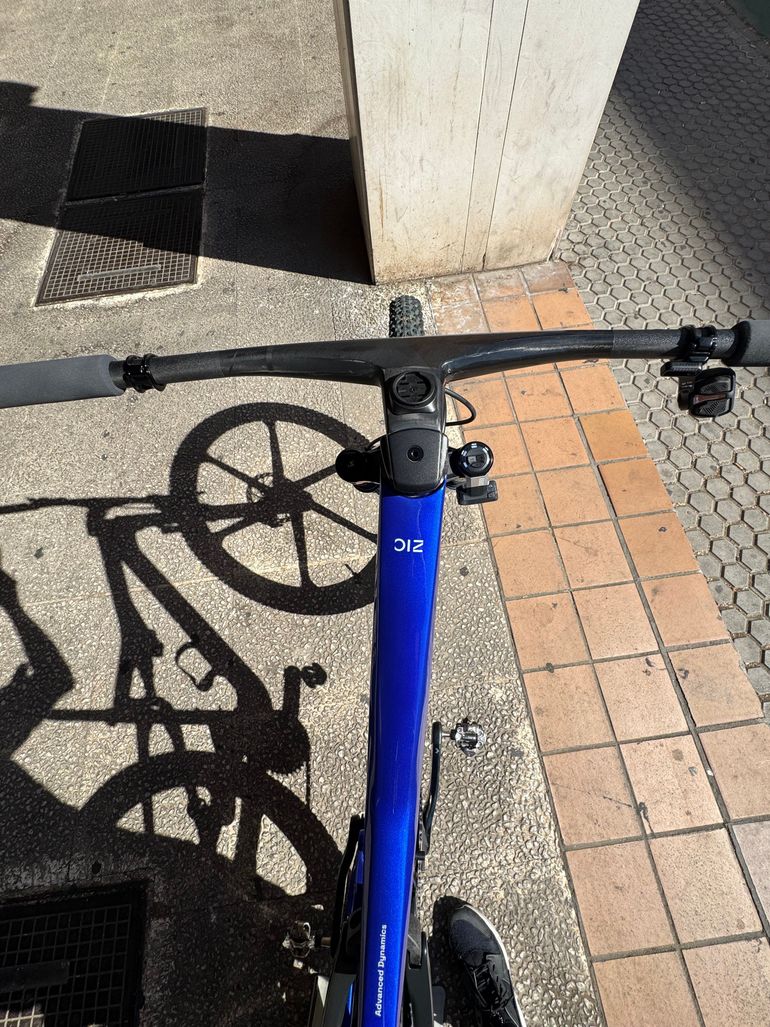 ORBEA OIZ M LTD FLIGHT ATTENDANT 2026 2026 Mountainbike de segunda mano, Azul — imagen 8 de 23