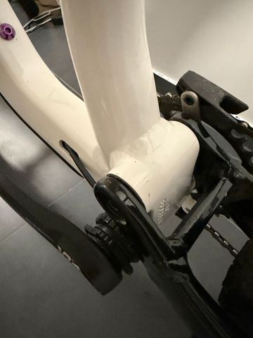 Used Canyon Torque Shimano Deore XT 2022 Mountainbike, White — image 11 of 13