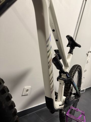 Used Canyon Torque Shimano Deore XT 2022 Mountainbike, White — image 8 of 13