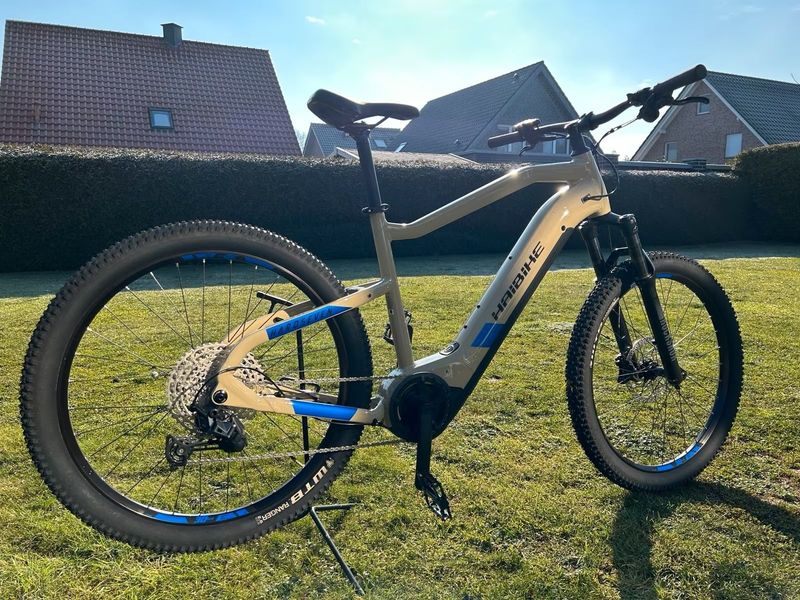 Used Haibike HardSeven 7 2022 2022 Mountainbike, White, 27.5 — image 2 of 11