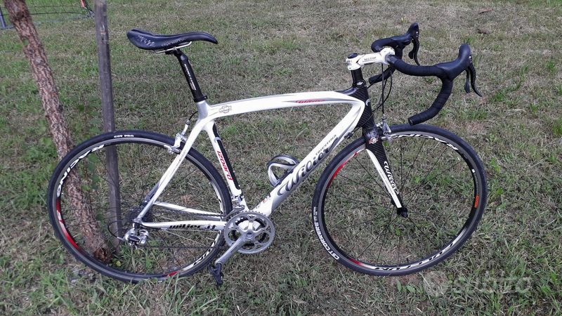 Used Wilier Izoard 2011 Road & Gravel, White — image 4 of 5