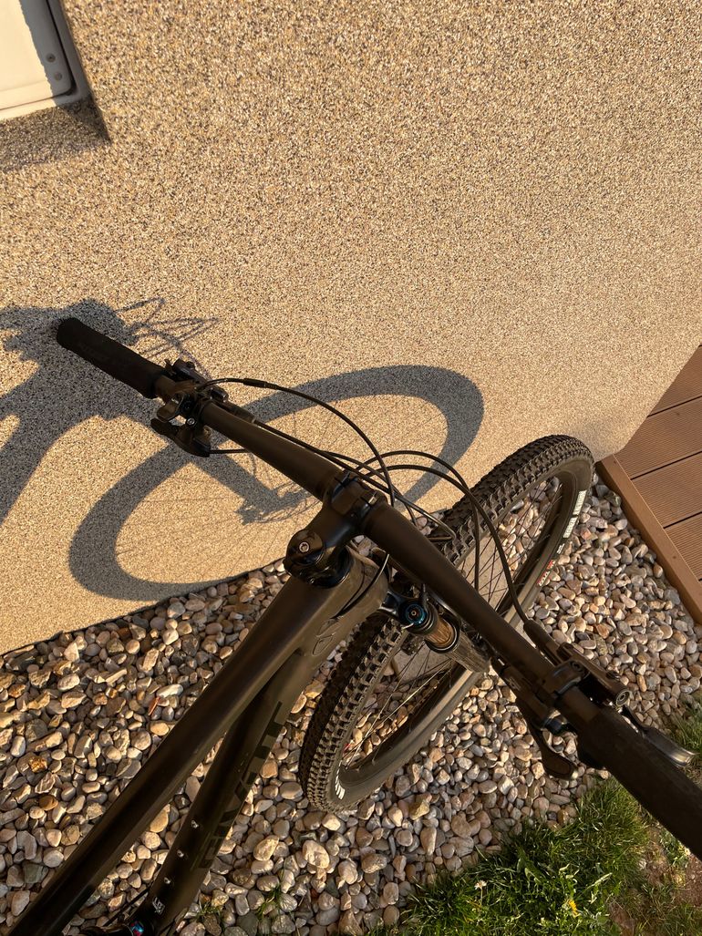 Used Pivot Mach 4 Shimano XTR 2024 Mountainbike, Black — image 6 of 10