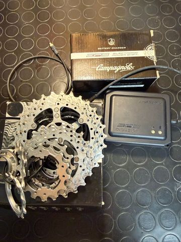 Tweedehands Giant Tcr Campagnolo Super Record EPS 2016 Road & Gravel — afbeelding 11 van 17