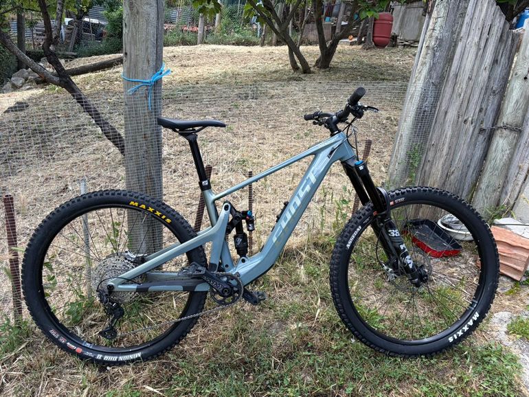 Used Ghost Path Riot Advanced 2025 Mountainbike, Light Gray — image 1 of 8