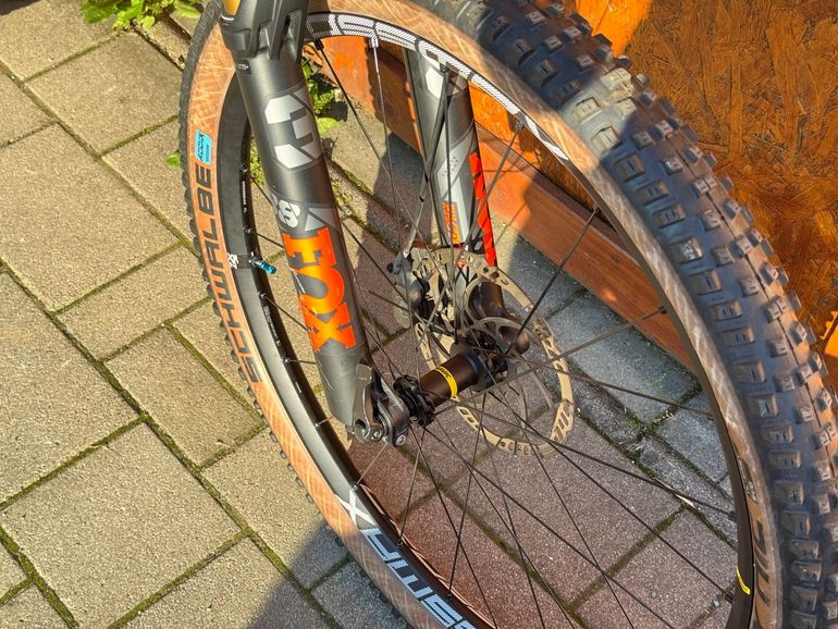 Gebrauchtes Propain TYEE 6 CF Phantom 2025 2025 Mountainbike, Orange, 27.5, 29 — Bild 6 von 7