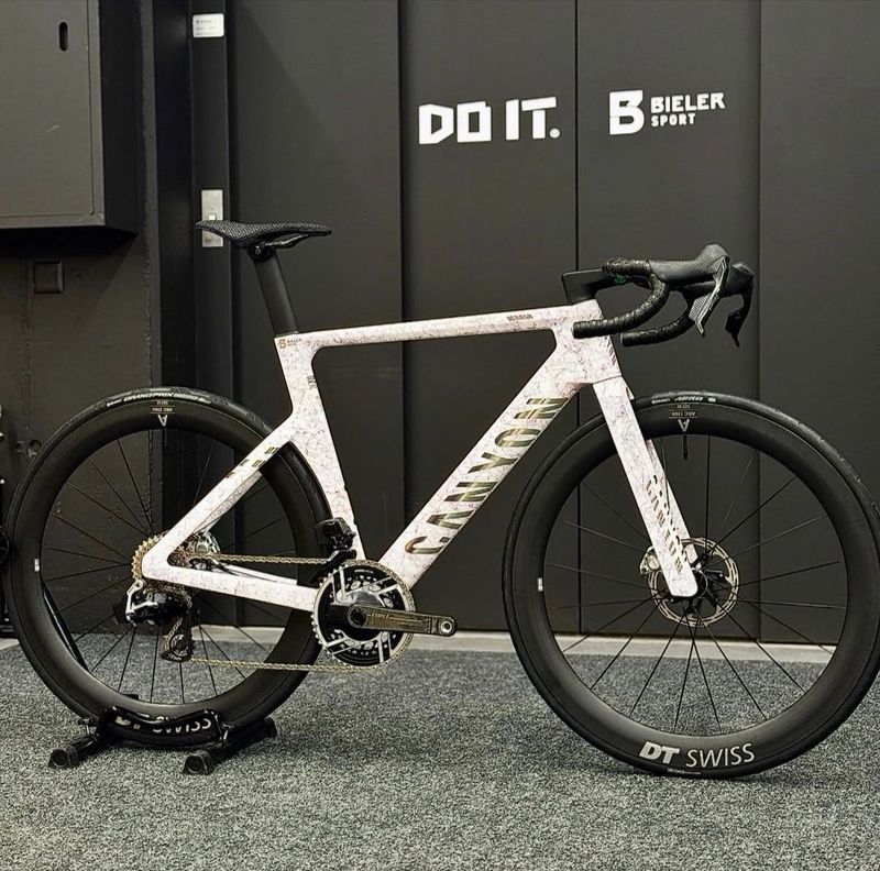 Used Canyon Aeroad CFR AXS 2025 2025 Road & Gravel