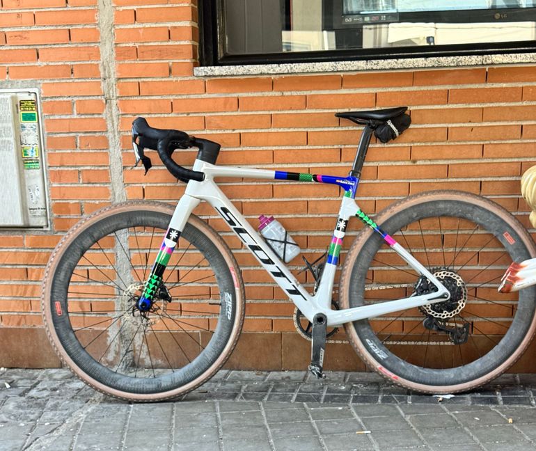 Scott Addict Gravel RC 2025 Frameset 2025 Road & Gravel d'occasion — image 2 sur 3