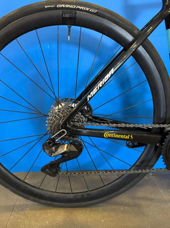 Brugt Merida Scultura Shimano Ultegra Di2 2024 Road & Gravel — billede 2 af 6