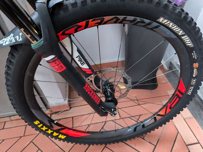 Specialized S-Works Stumpjumper FSR 650b 2016 2016 Mountainbike de segunda mano, Gris claro — imagen 5 de 15