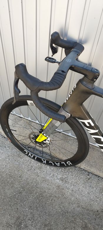 Używany Factor OSTRO VAM - SRAM Red w/ Power Meter - New 2024 2024 Road & Gravel — zdjęcie 5 z 7