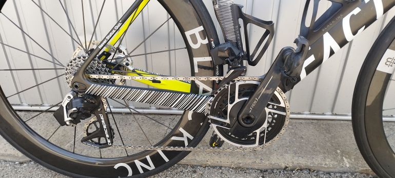 Używany Factor OSTRO VAM - SRAM Red w/ Power Meter - New 2024 2024 Road & Gravel — zdjęcie 3 z 7