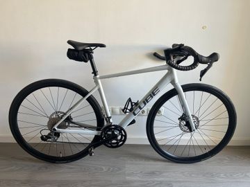 Gebrauchtes CUBE ATTAIN, RACE 2026 2026 Road & Gravel, Hellgrau — Bild 2 von 8