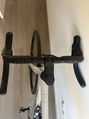 Gebrauchtes CUBE ATTAIN, RACE 2026 2026 Road & Gravel, Hellgrau — Bild 8 von 8