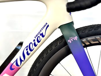 Wilier Rave SLR - Gravel SRAM RED XPLR AXS E1 1X13S 2025 2025 Road & Gravel de segunda mano, Blanco — imagen 7 de 9
