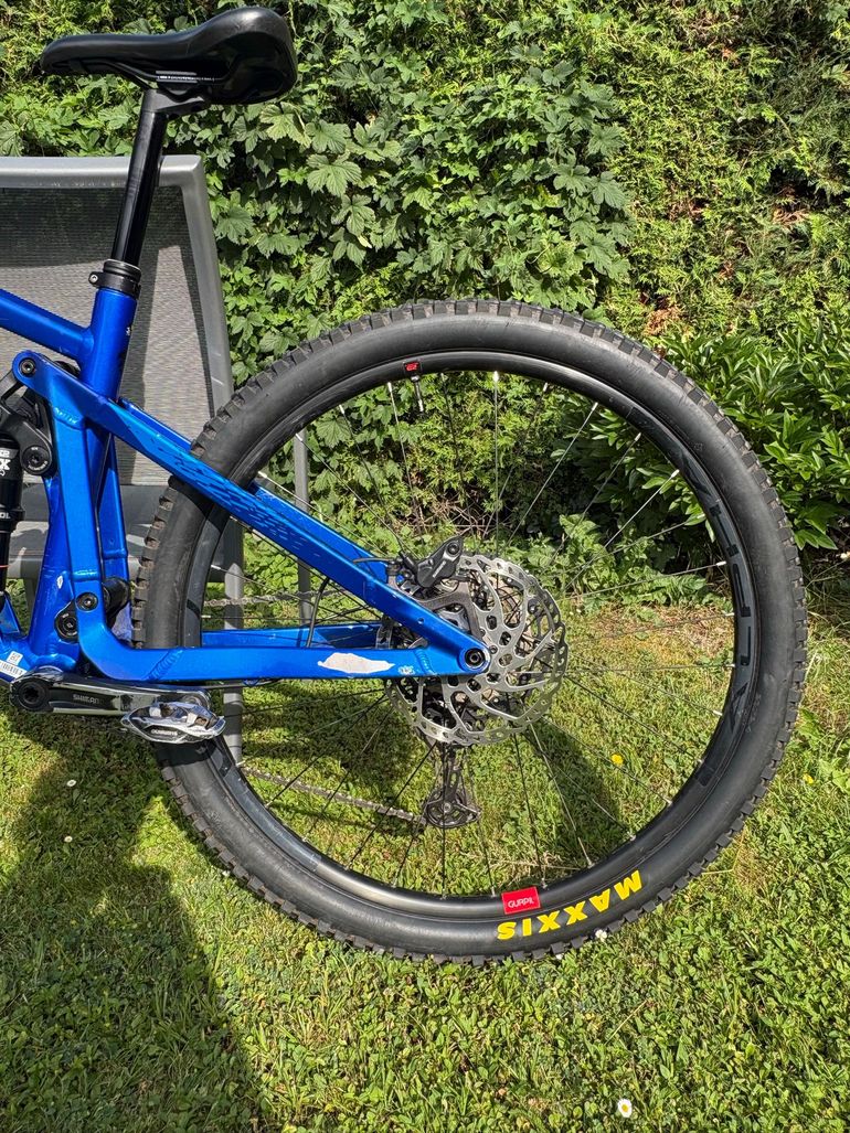 Used Ghost Riot AM AL Essential Custom Shimano Deore XT 2022 Mountainbike, Blue — image 4 of 18