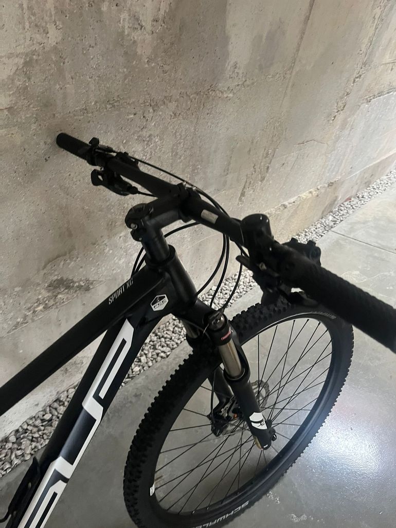 Superior XC 8.8 FCC 2023 Mountainbike d'occasion — image 4 sur 7
