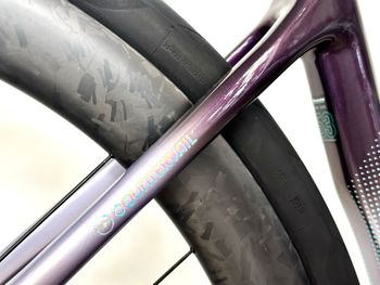 Použité Bianchi Infinito Launch Edition ULTEGRA DI2 2026 2026 Road & Gravel — obrázek 10 z 10