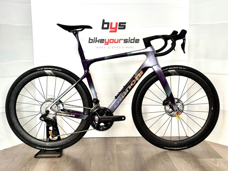 Bianchi Infinito Launch Edition ULTEGRA DI2 2026 2026 Road & Gravel usato