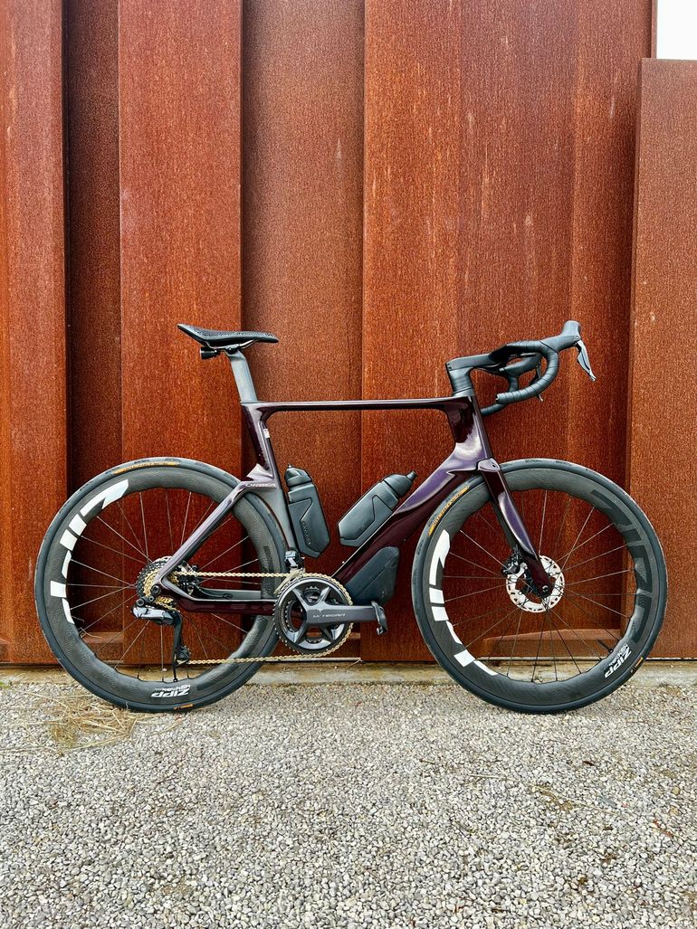 Tweedehands Orbea ORCA AERO M20iLTD 2023 2023 Road & Gravel — afbeelding 1 van 7