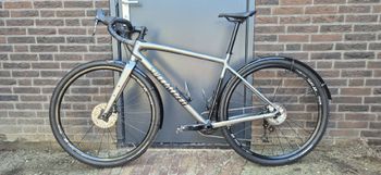 Specialized Diverge Comp E5 2022 2022 Road & Gravel de segunda mano, Gris claro — imagen 2 de 24