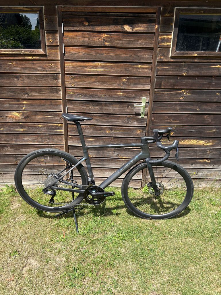 Gebrauchtes Scott Addict RC 10 2025 2025 Road & Gravel, Schwarz — Bild 4 von 11