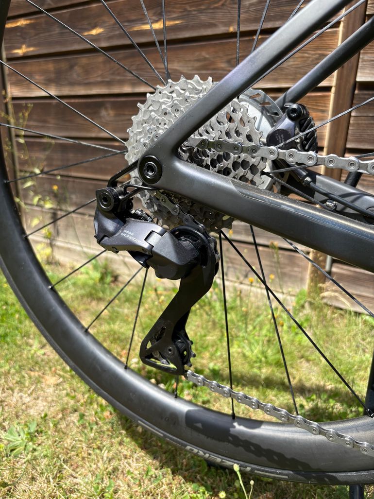 Gebrauchtes Scott Addict RC 10 2025 2025 Road & Gravel, Schwarz — Bild 10 von 11